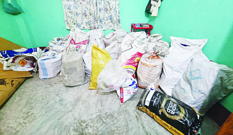 জাবেদের অর্থ পাচারের ২৩ বস্তা নথি জব্দ করল দুদক